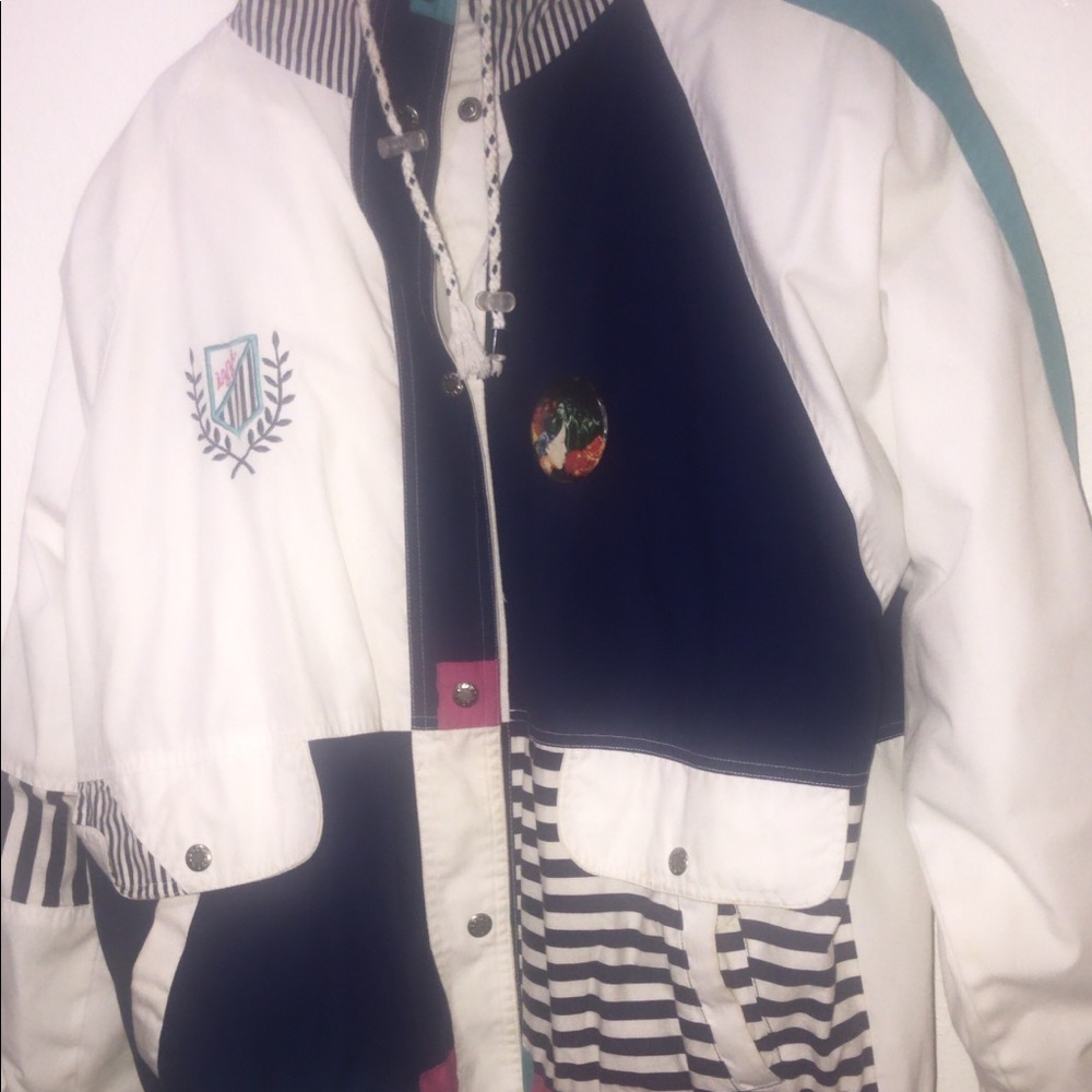 Vintage Oversized Windbreaker!